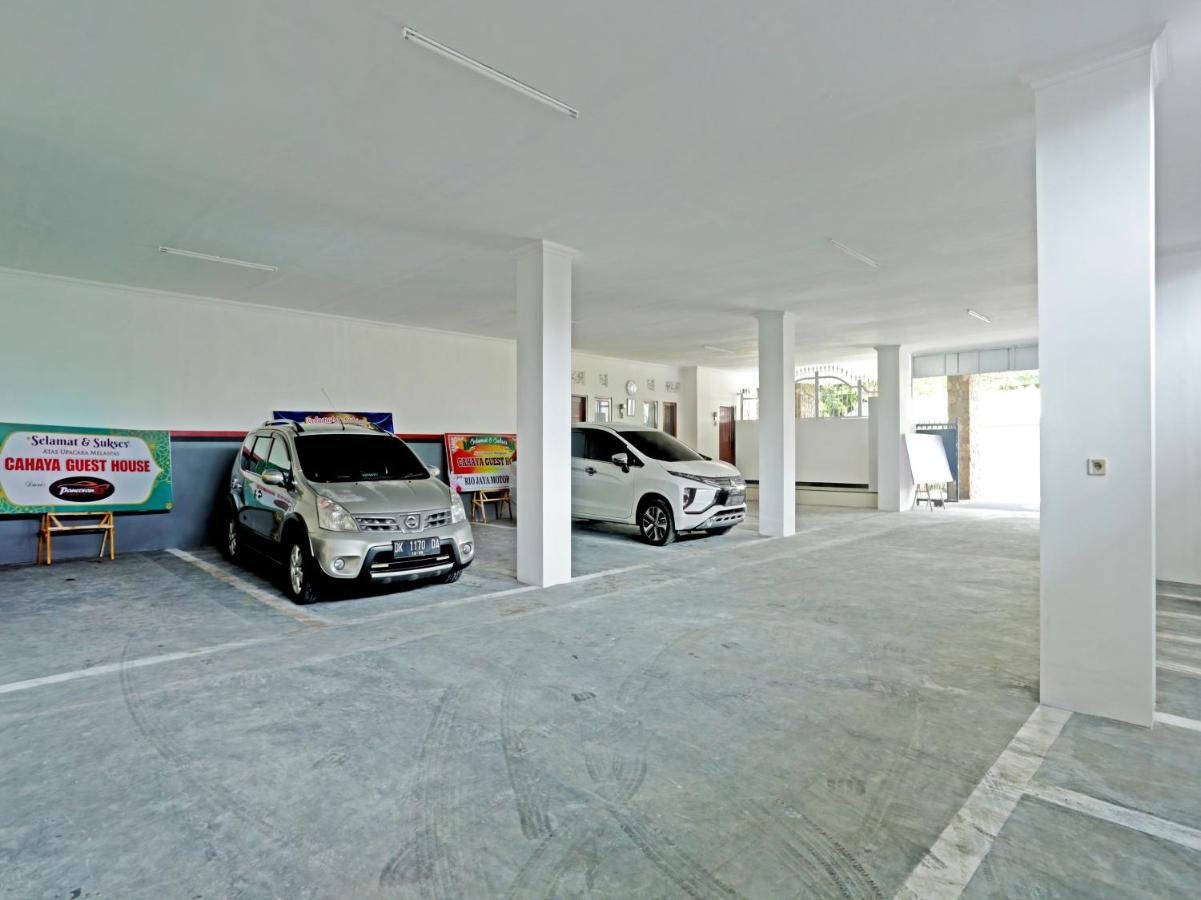 Oyo 90859 Cahaya Guest House Pesanggaran Экстерьер фото